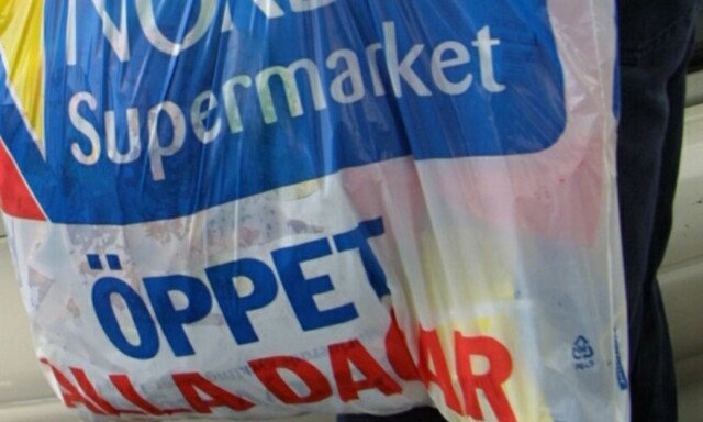 Vi bruker 180 plastposer i året: Nå tar svenskene plastposegrep